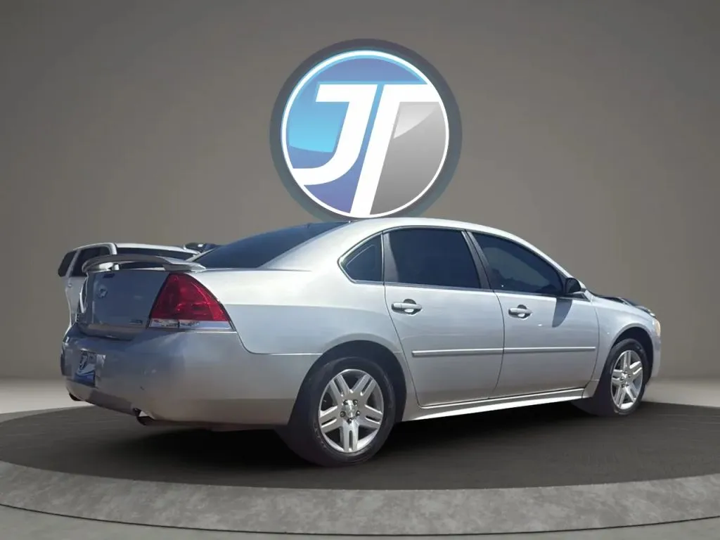 Chevrolet Impala photo 6