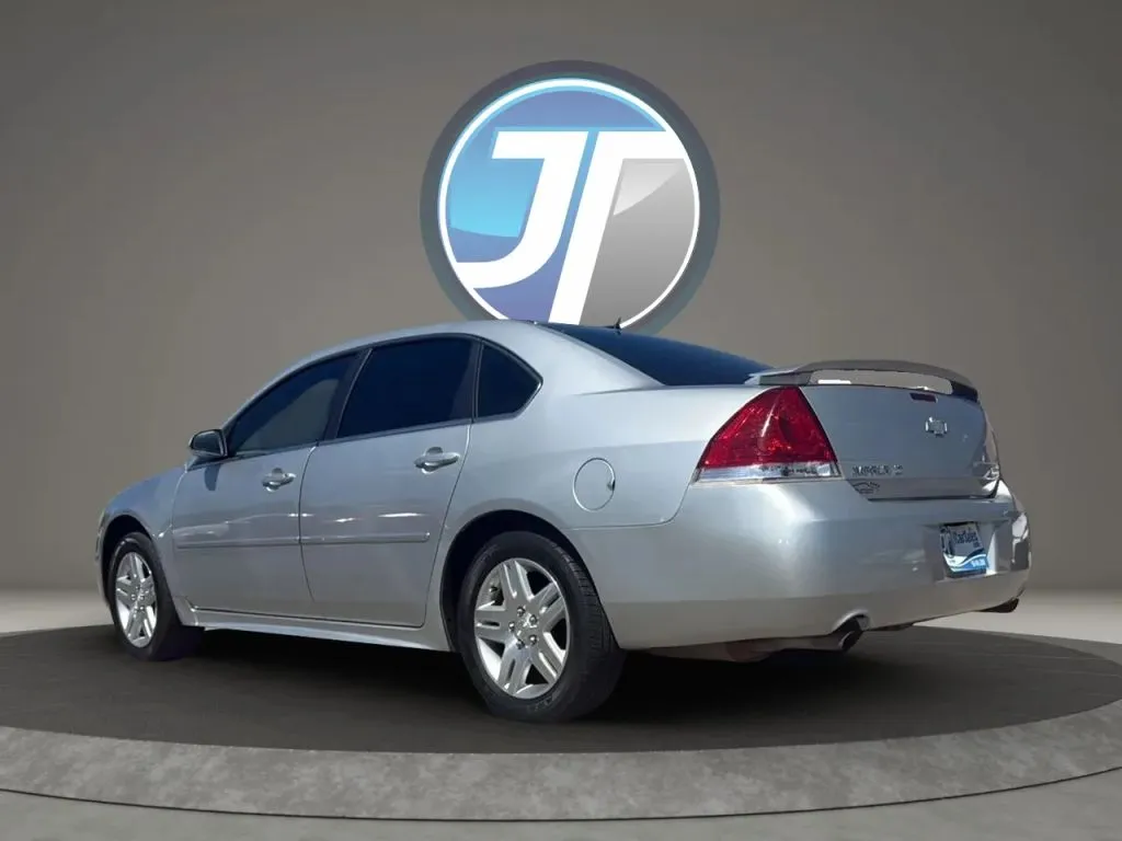 Chevrolet Impala photo 10