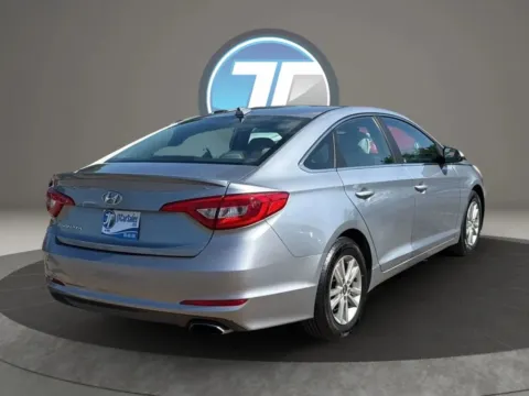Another view of 2015 Hyundai Sonata SE Sedan 4D for sale in Broken Arrow, OK at JT Wholesale Auto, Inc.
