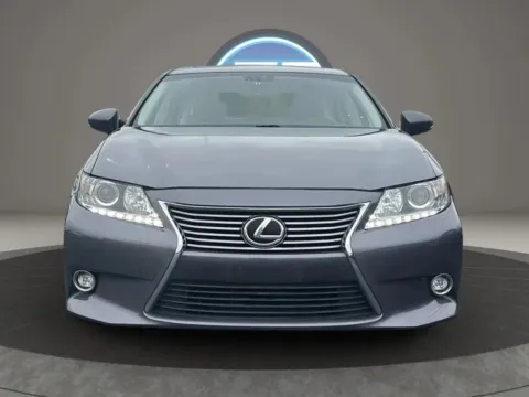 More photos of 2014 Lexus ES 350 Sedan 4D at JT Wholesale Auto, Inc., OK