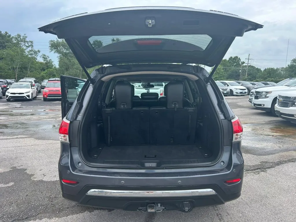 Nissan Pathfinder photo 11