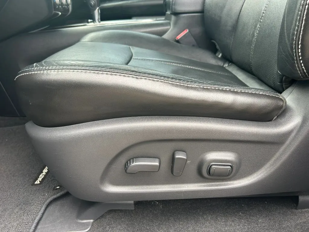 Nissan Pathfinder photo 34