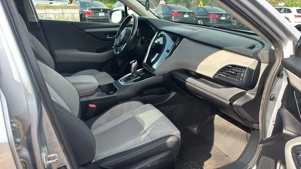 Subaru Outback photo 8