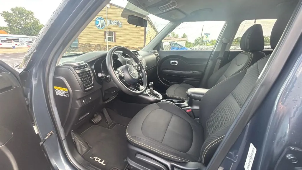 Kia Soul photo 8