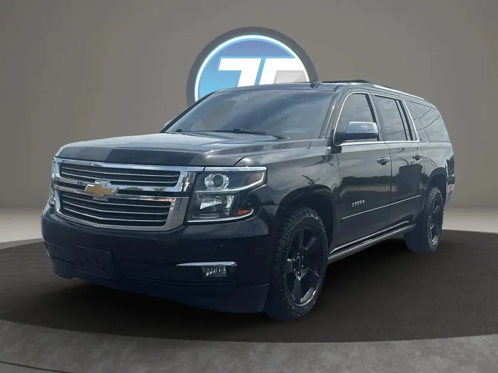 Chevrolet Suburban photo 12