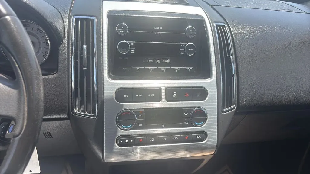 Ford Edge photo 29