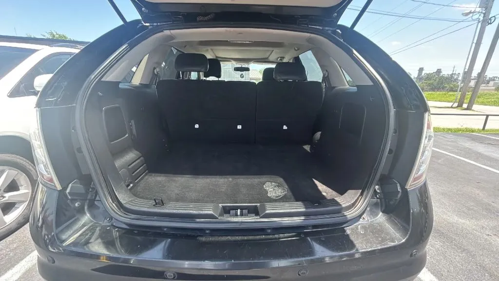 Ford Edge photo 21