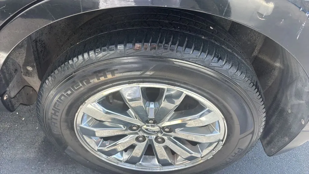 Ford Edge photo 33