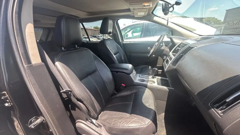 Ford Edge photo 19