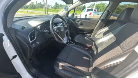 Photos of 2018 Chevrolet Trax LT Sport Utility 4D for sale in Broken Arrow, OK at JT Wholesale Auto, Inc.