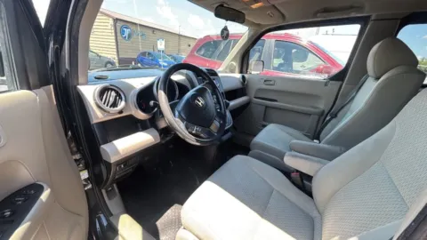 Photos of 2009 Honda Element EX Sport Utility 4D for sale in Broken Arrow, OK at JT Wholesale Auto, Inc.