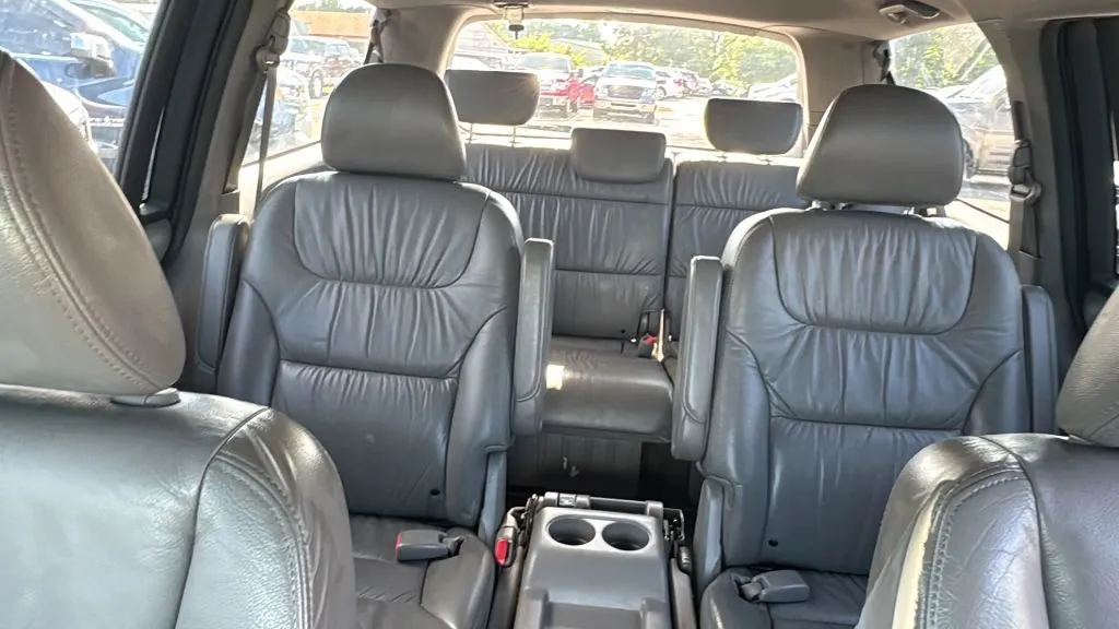 Honda Odyssey photo 14