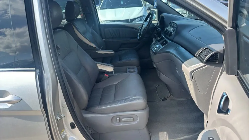 Honda Odyssey photo 11