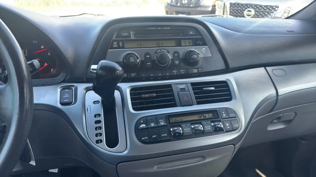Honda Odyssey photo 32
