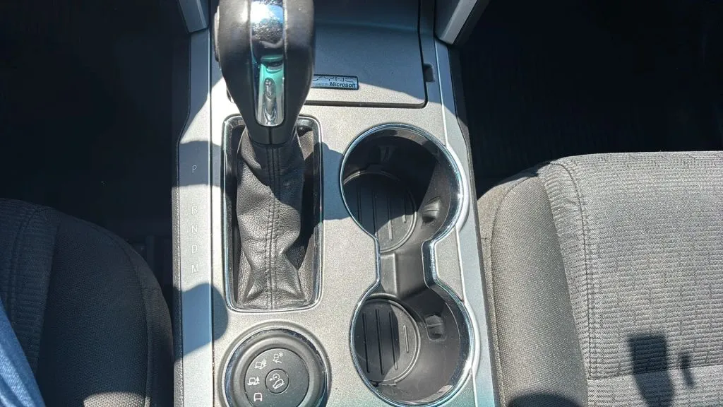 2015 Ford Explorer XLT - Photo 8