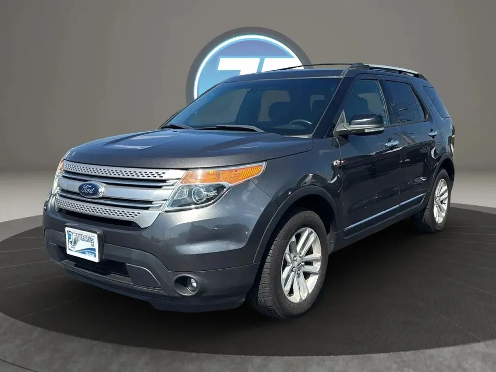2015 Ford Explorer XLT - Photo 15