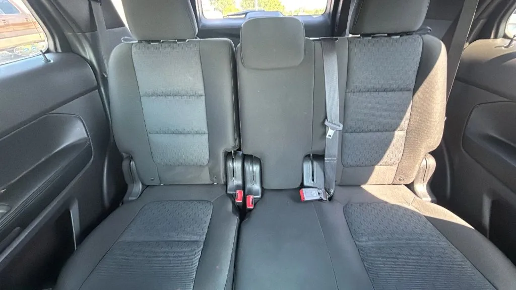 2015 Ford Explorer XLT - Photo 16