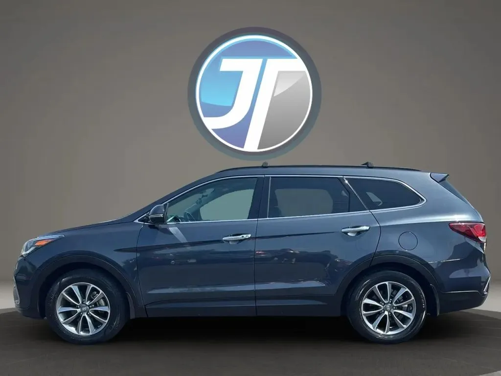 Hyundai Santa Fe XL photo 7