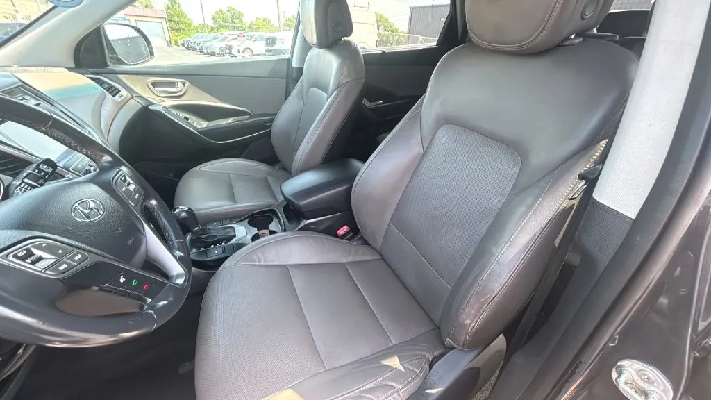 Hyundai Santa Fe XL photo 23