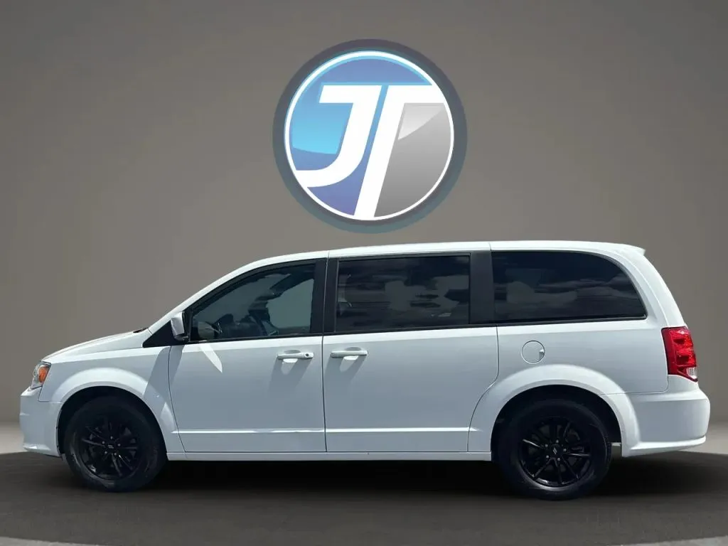 Dodge Grand Caravan photo 12