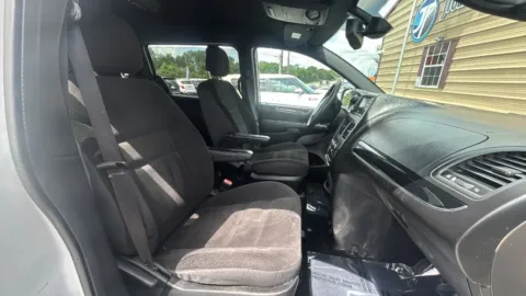 More photos of 2019 Dodge Grand Caravan Passenger SE Plus Minivan 4D at JT Wholesale Auto, Inc., OK