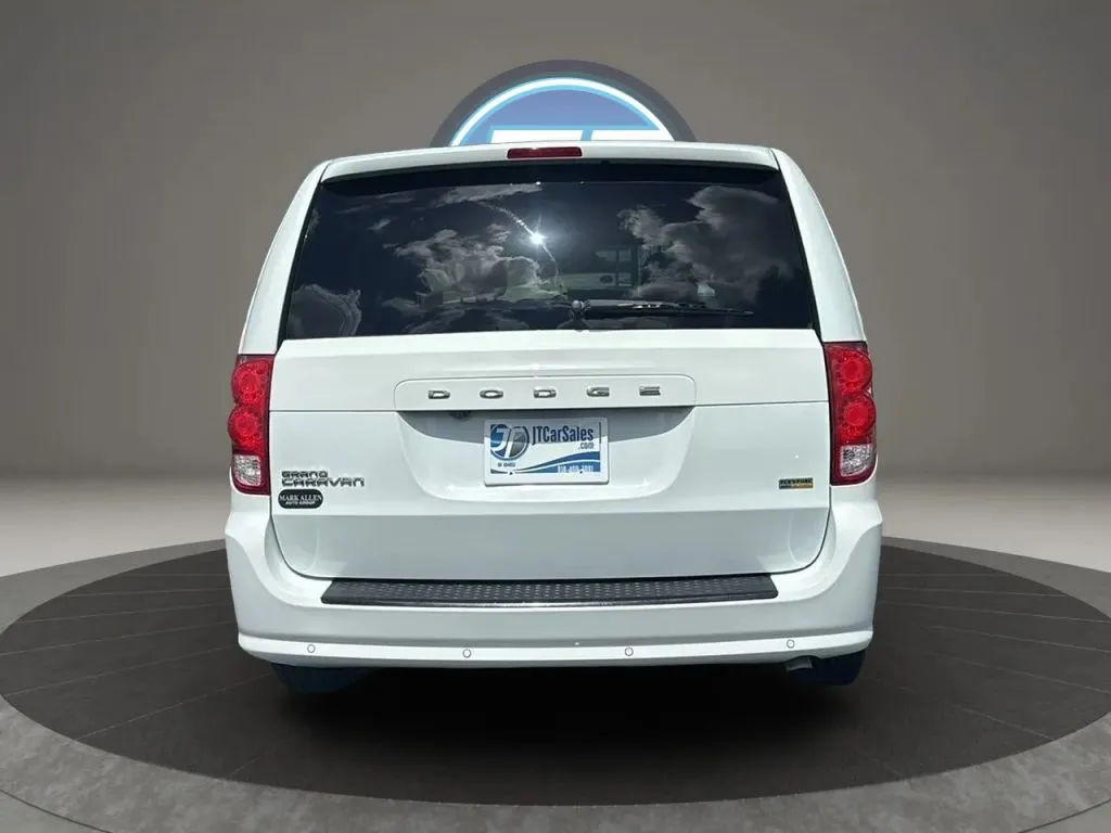 Dodge Grand Caravan photo 25