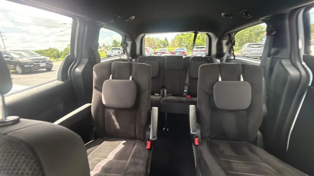 Dodge Grand Caravan photo 27