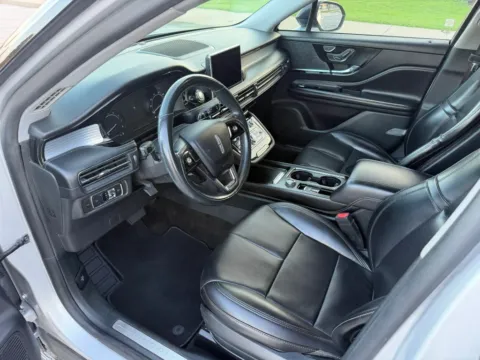 Photos of 2020 Lincoln Corsair Sport Utility 4D for sale in Broken Arrow, OK at JT Wholesale Auto, Inc.