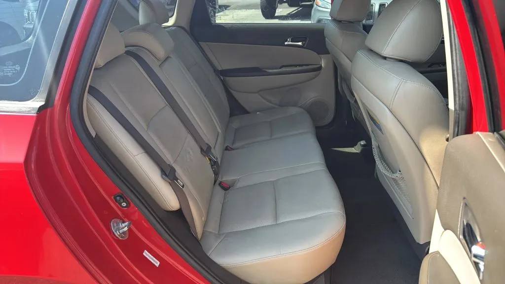 Hyundai Elantra photo 19