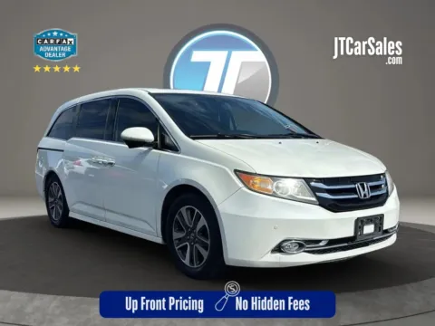 White 2014 Honda Odyssey Touring Minivan 4D for sale in Broken Arrow, OK