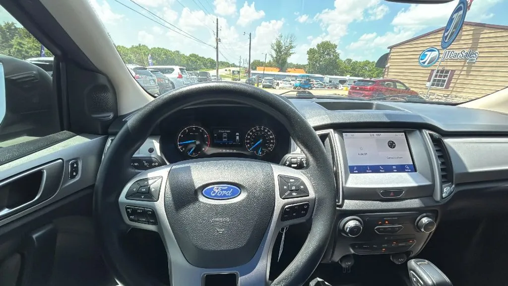 Ford Ranger photo 27