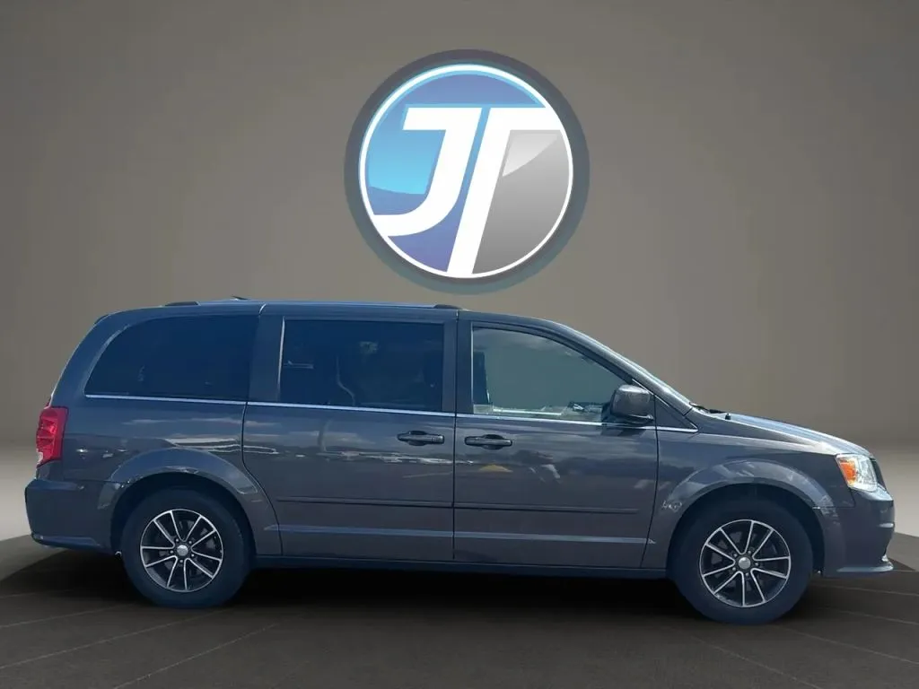 Dodge Grand Caravan photo 15