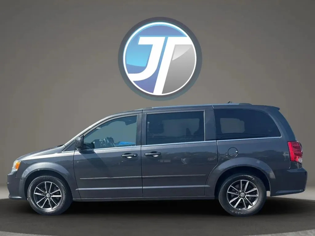 Dodge Grand Caravan photo 7