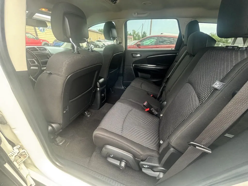 Dodge Journey photo 30