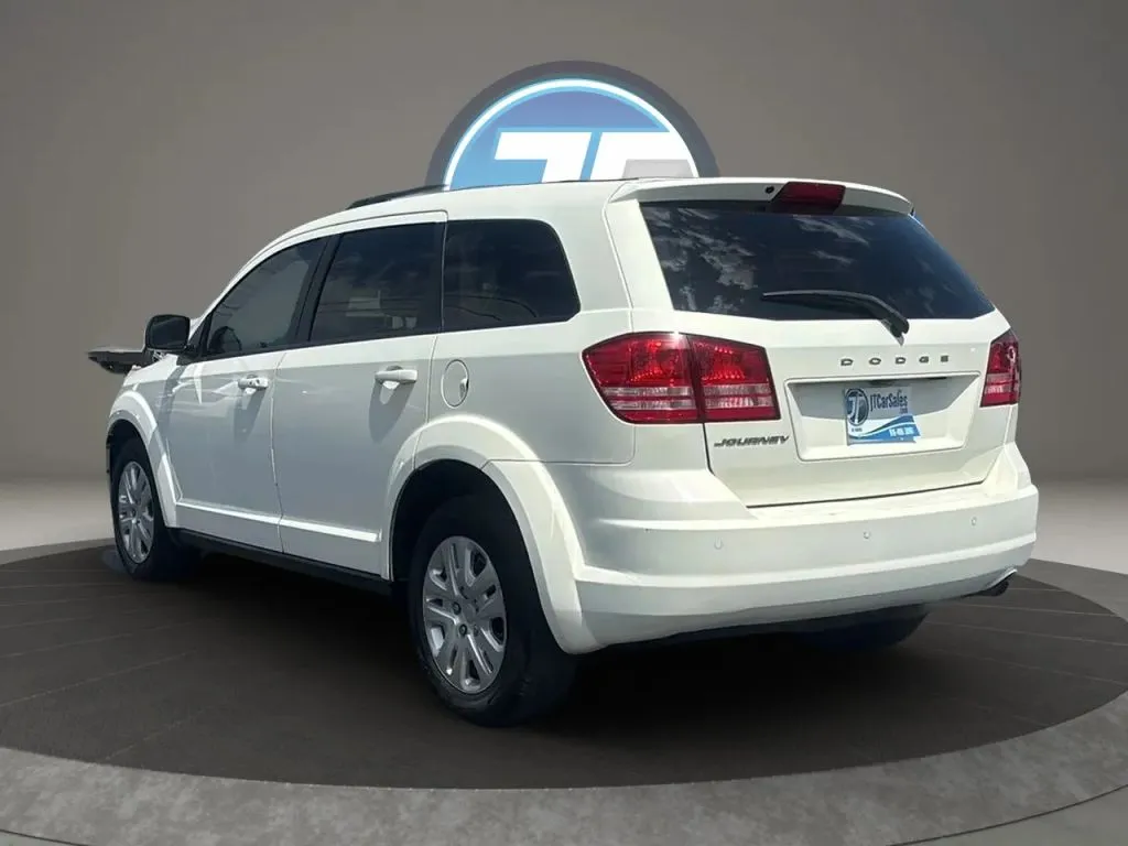 Dodge Journey photo 14