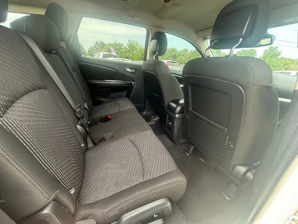 Dodge Journey photo 24