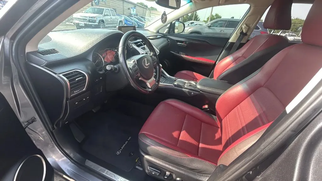 Lexus NX photo 8
