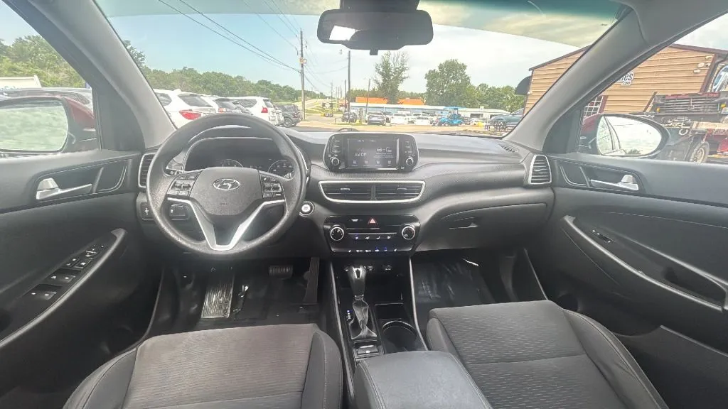 Hyundai Tucson photo 2