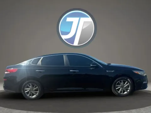 More photos of 2019 Kia Optima LX Sedan 4D at JT Wholesale Auto, Inc., OK