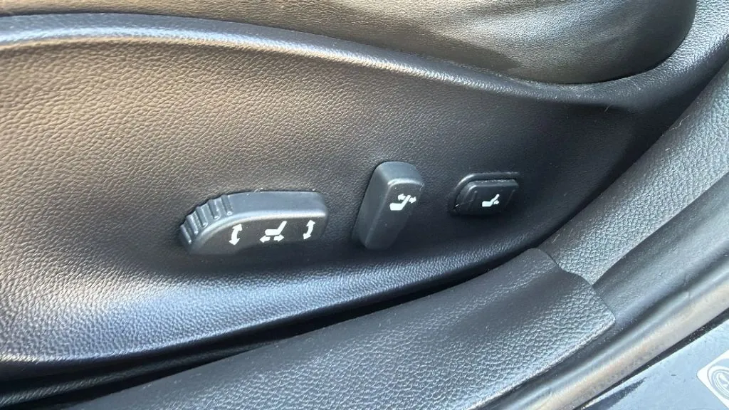 Infiniti G photo 19