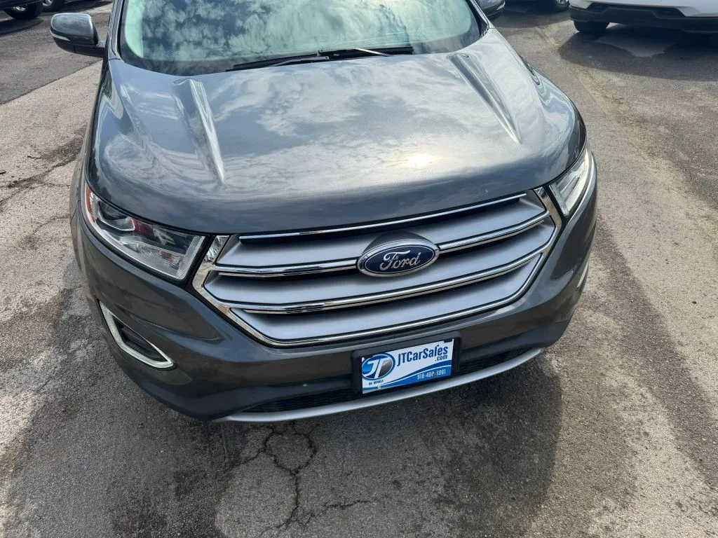 Ford Edge photo 10