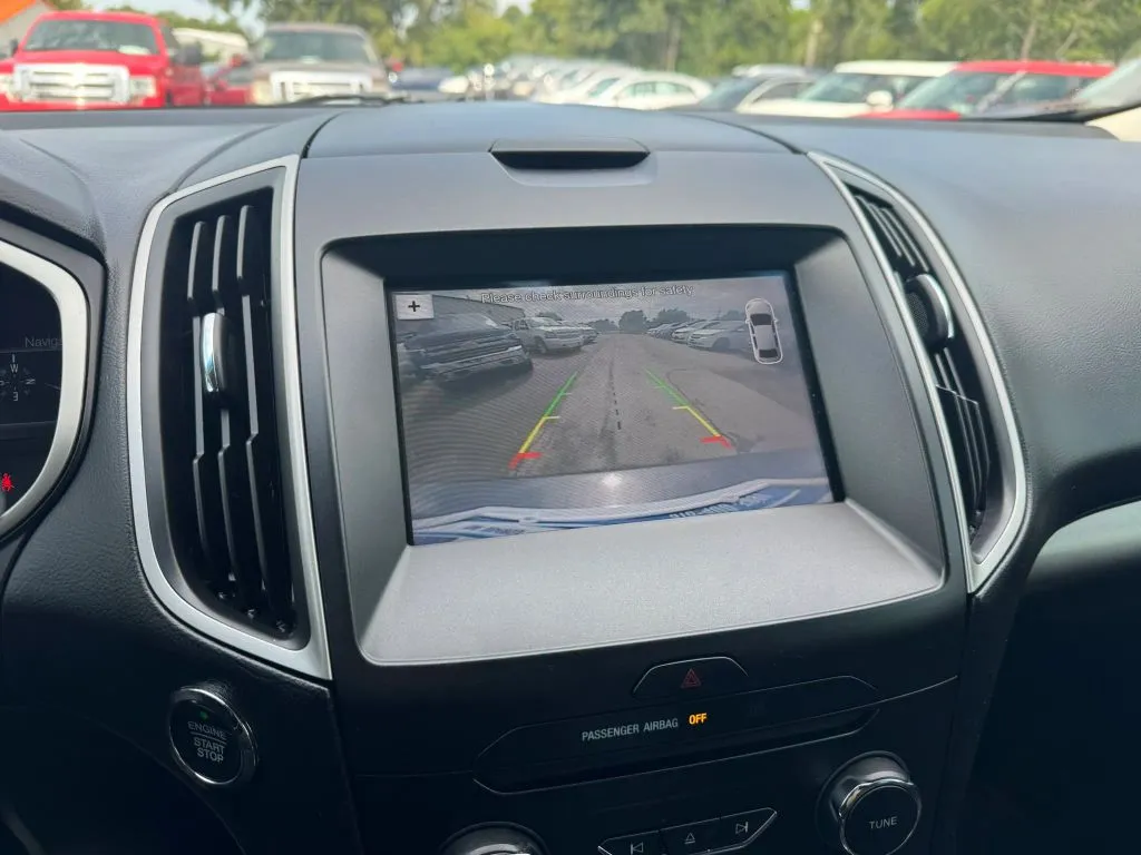 Ford Edge photo 33