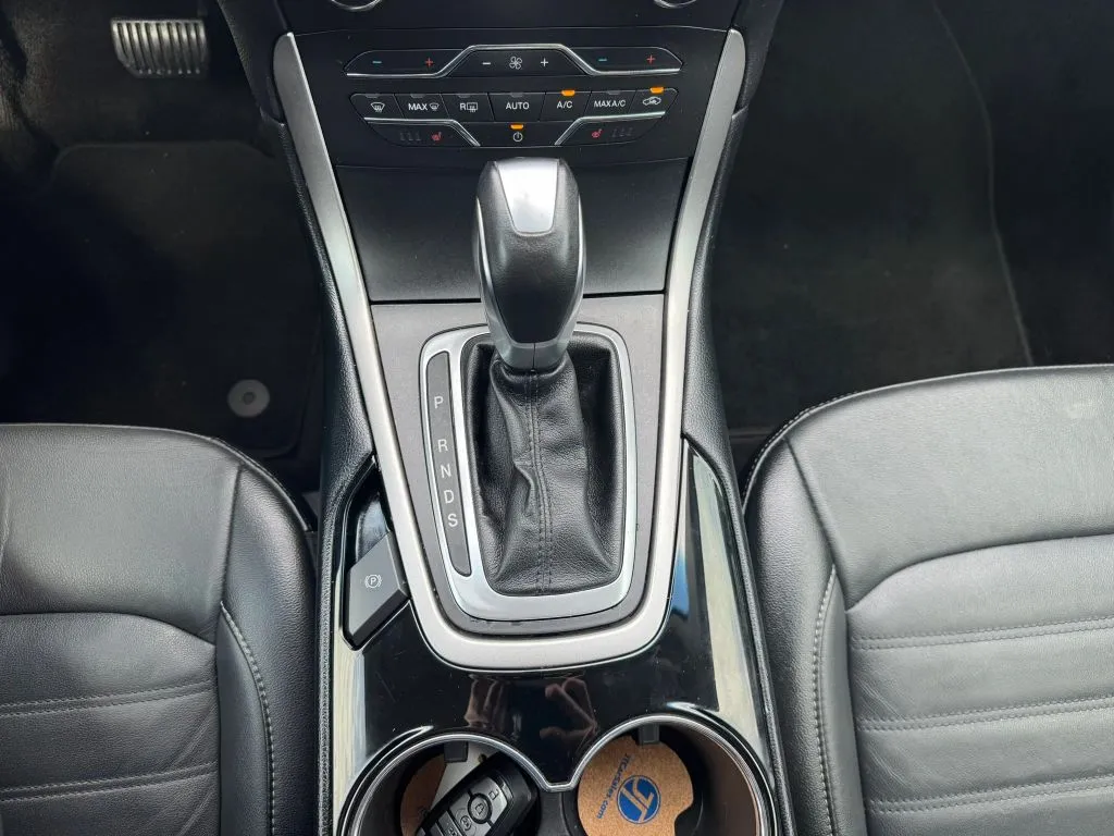 Ford Edge photo 29