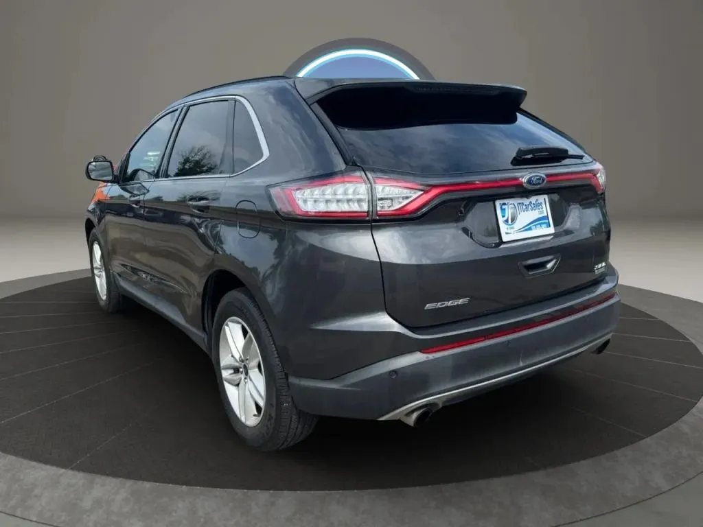 Ford Edge photo 6