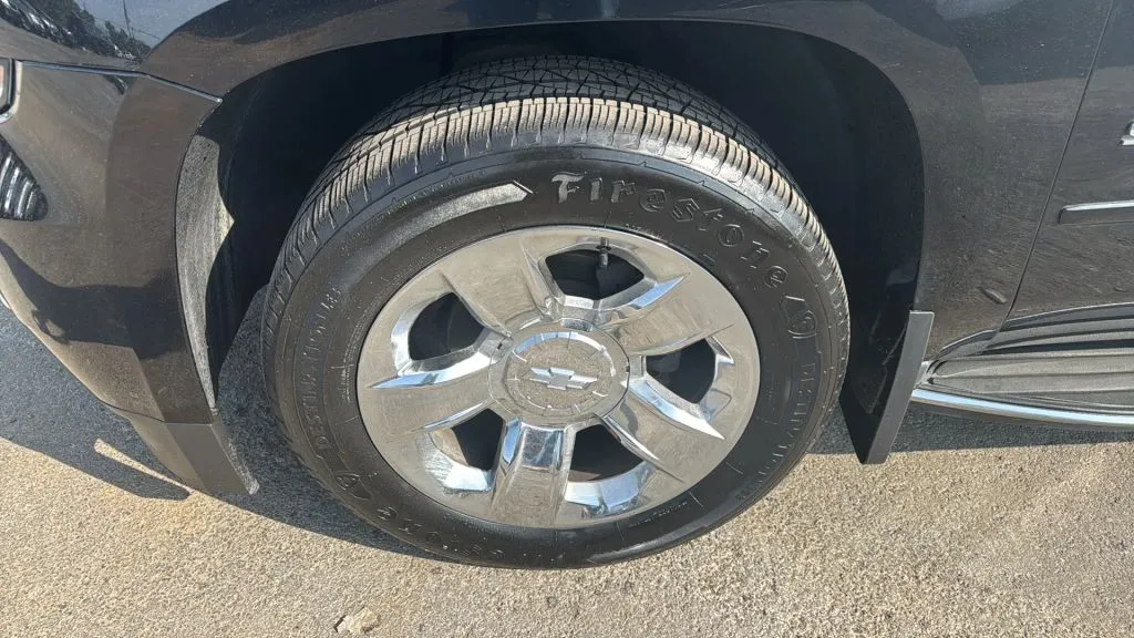 Chevrolet Suburban photo 43