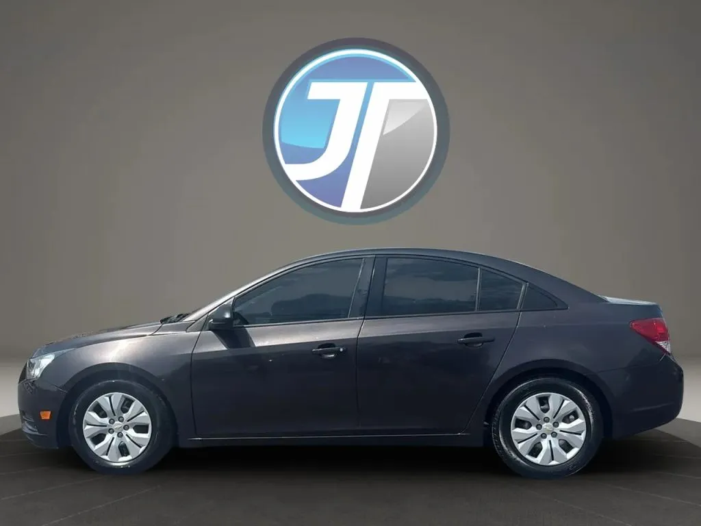 Chevrolet Cruze photo 24