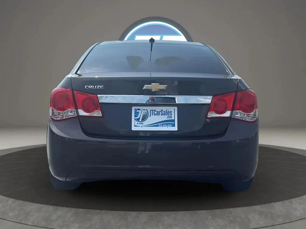 Chevrolet Cruze photo 12