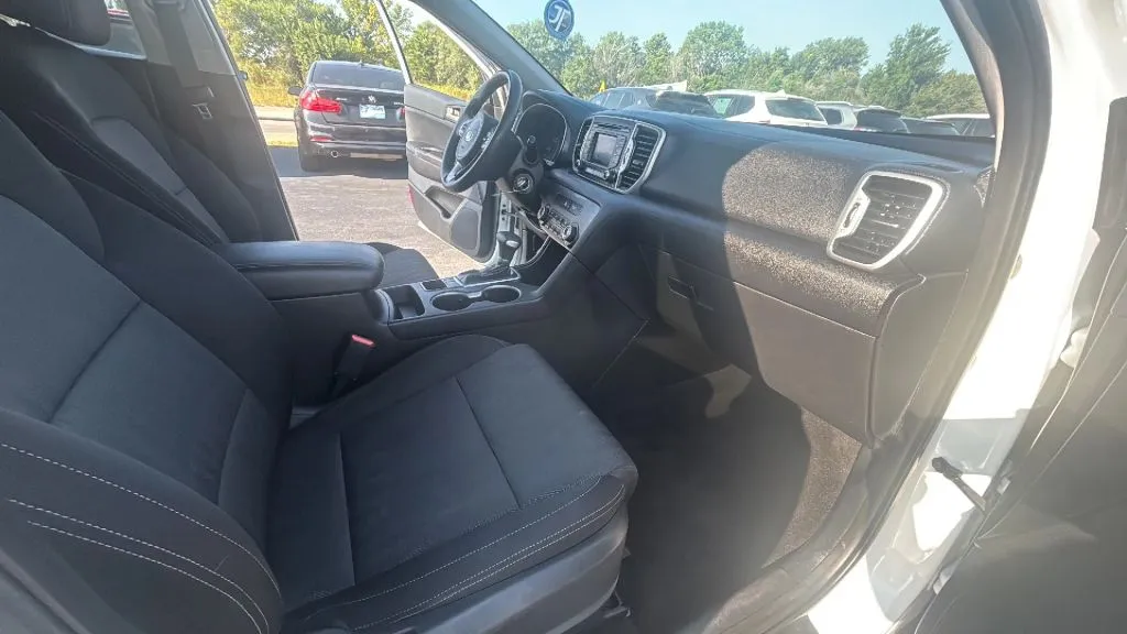 Kia Sportage photo 15