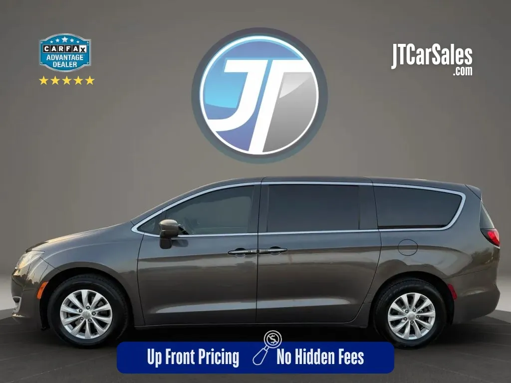 2019 Chrysler Pacifica Touring Plus Minivan 4D for sale in Broken Arrow, OK