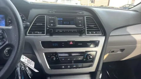 More photos of 2015 Hyundai Sonata SE Sedan 4D at JT Wholesale Auto, Inc., OK